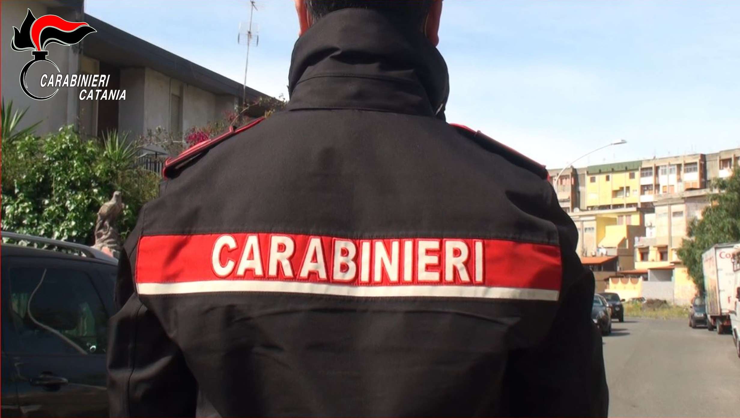 Catania: “alleggerisce” ponteggio in cantiere edile, arrestato