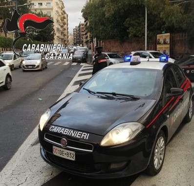 Catania: furto di pedane da un ponteggio, arrestato