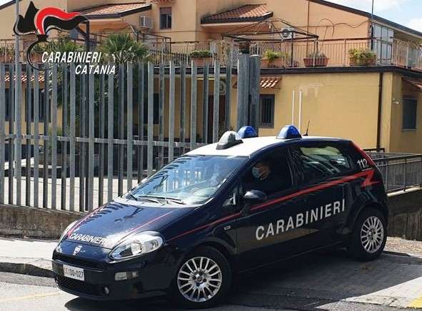 Bimba rapita, verifiche e ricerche dei carabinieri