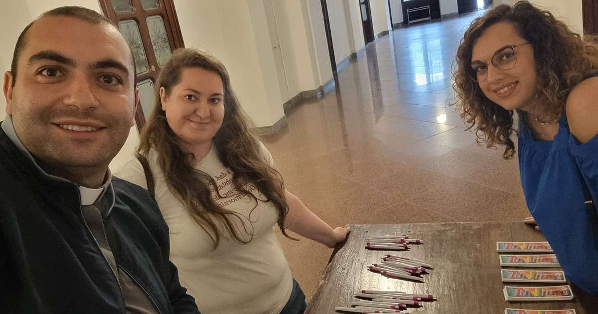 Maturita’, la diocesi dona agli alunni oltre 2mila penne