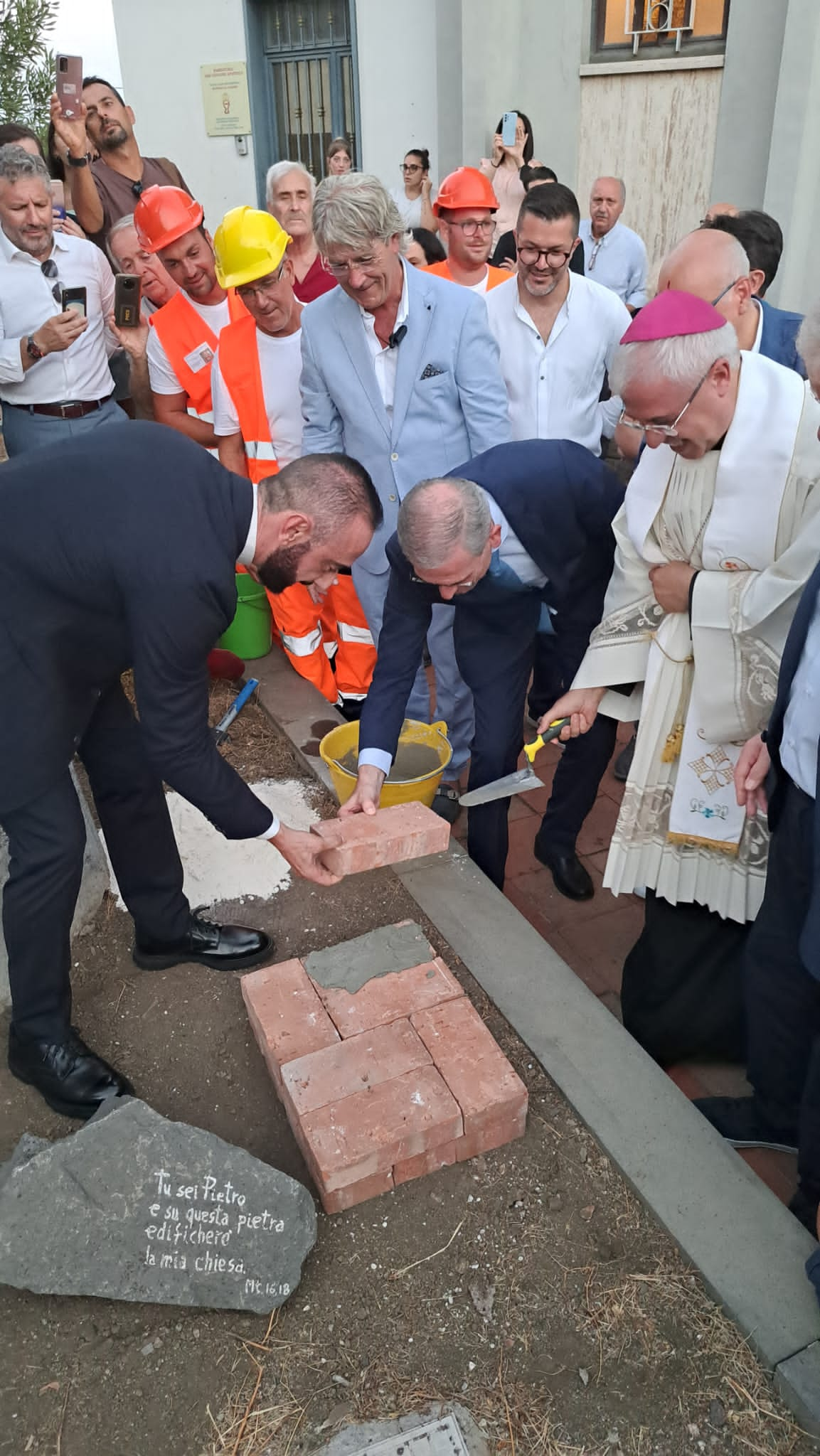 Posa della prima pietra per la chiesa al Villaggio Dusmet