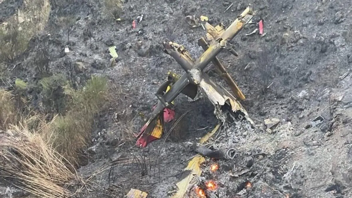 Canadair precipitato, trovati i resti dei due piloti