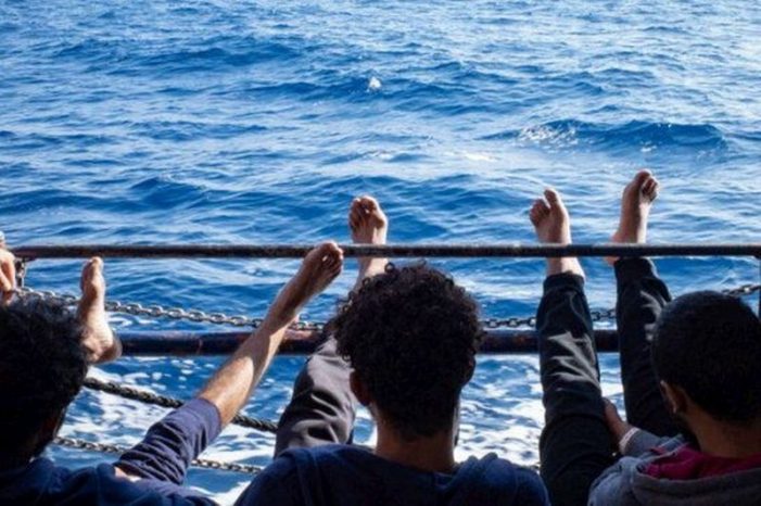 Migranti: a Catania la nave ‘Paolo Veronesi’
