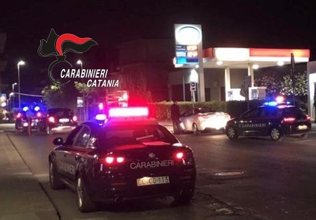 Controlli dei Carabinieri, tre arresti per evasione