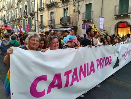Catania Pride: botta e riposta tra gli organizzatori e Questura