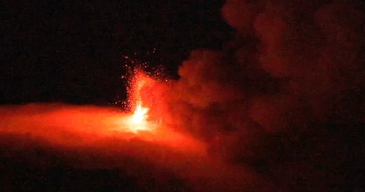 Fontana di lava sull’Etna