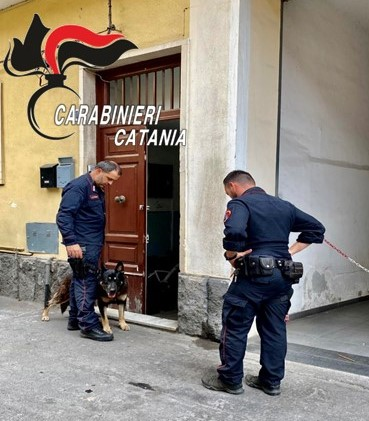 Blitz antidroga a San Cristoforo, tre arresti