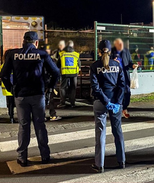 Assalto a bus dei tifosi del Pescara, Daspo per 5 ultras