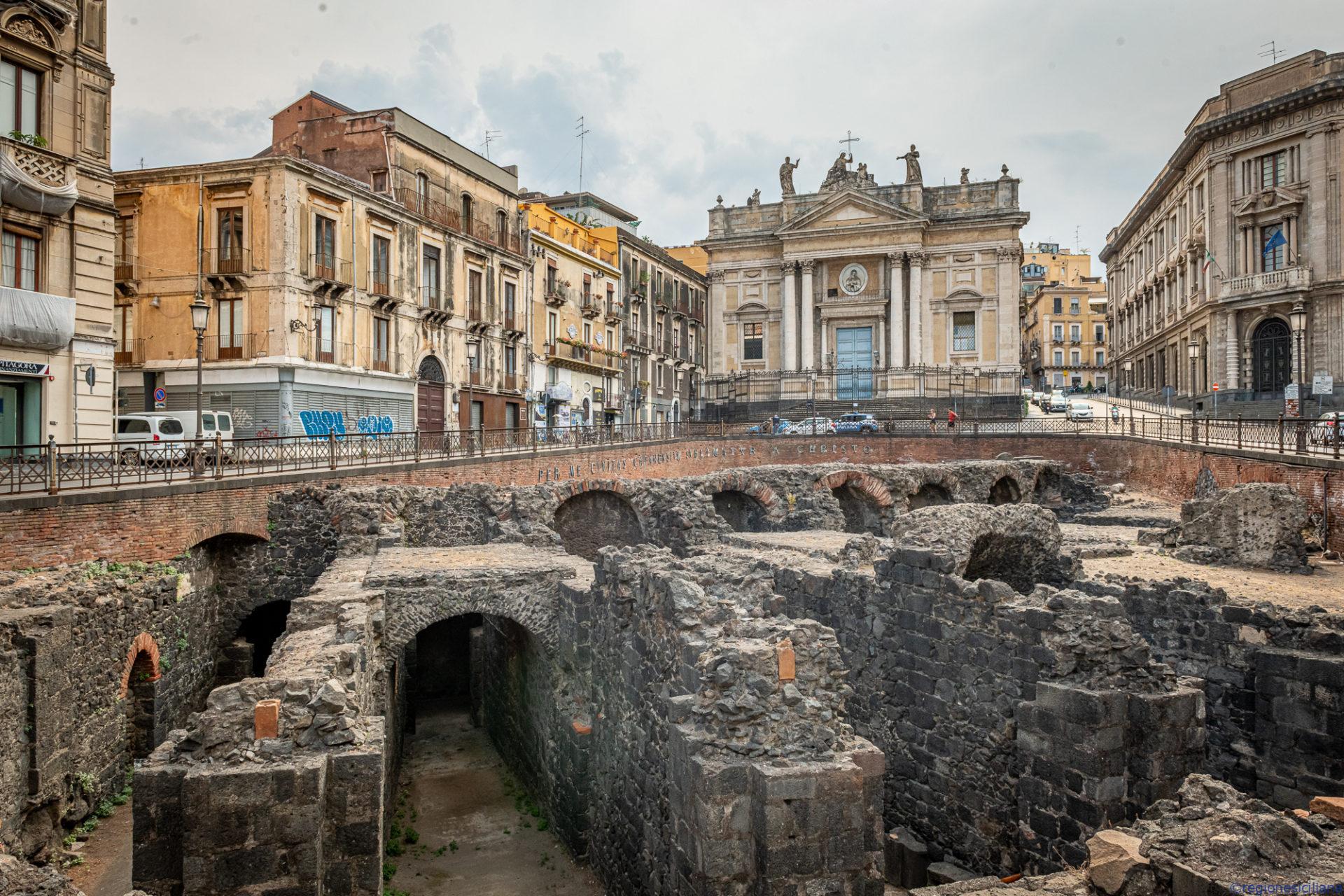 Riapre Anfiteatro Romano di piazza Stesicoro