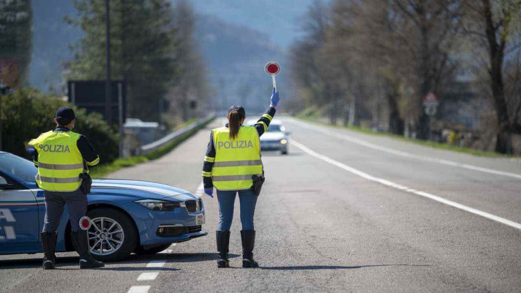 Polizia della strada