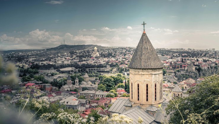 Vista della capitale della Georgia, Tbilisi - cataniaoggi.it - 20250123