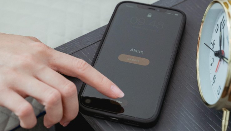 Gli studi sull'uso dello smartphone come sveglia - cataniaoggi.it - 20250207